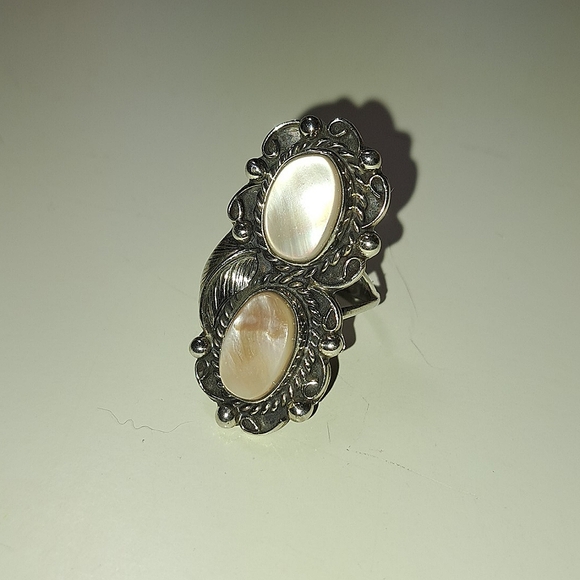 Silver Handmade Rose Alabaster  Ring - Picture 5 of 5